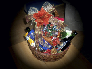 Win_a_$150_Christmas_hamper.png