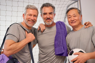 Website News article story header 32